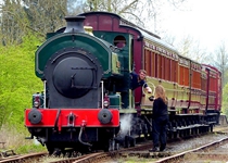 1919 Hammersmith 300423 F Lees