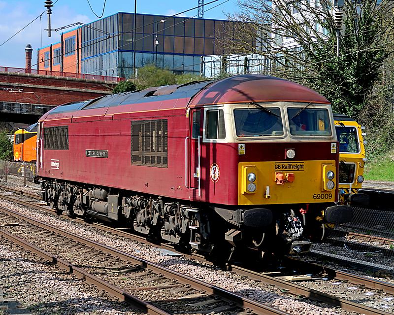 [wnxx] Pictures - 69009 Slough 260325