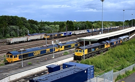 66769 66760 69013 66704 66784 66706 66716 69016 66777 Doncaster Decoy-RMT 010625 S Jordan