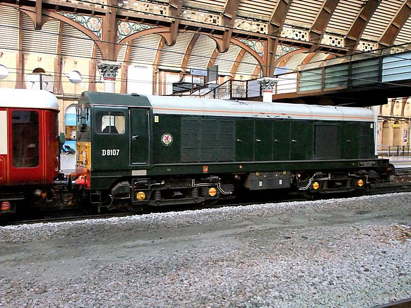 [wnxx] Pictures - LS Chairmans Train 101025-131025