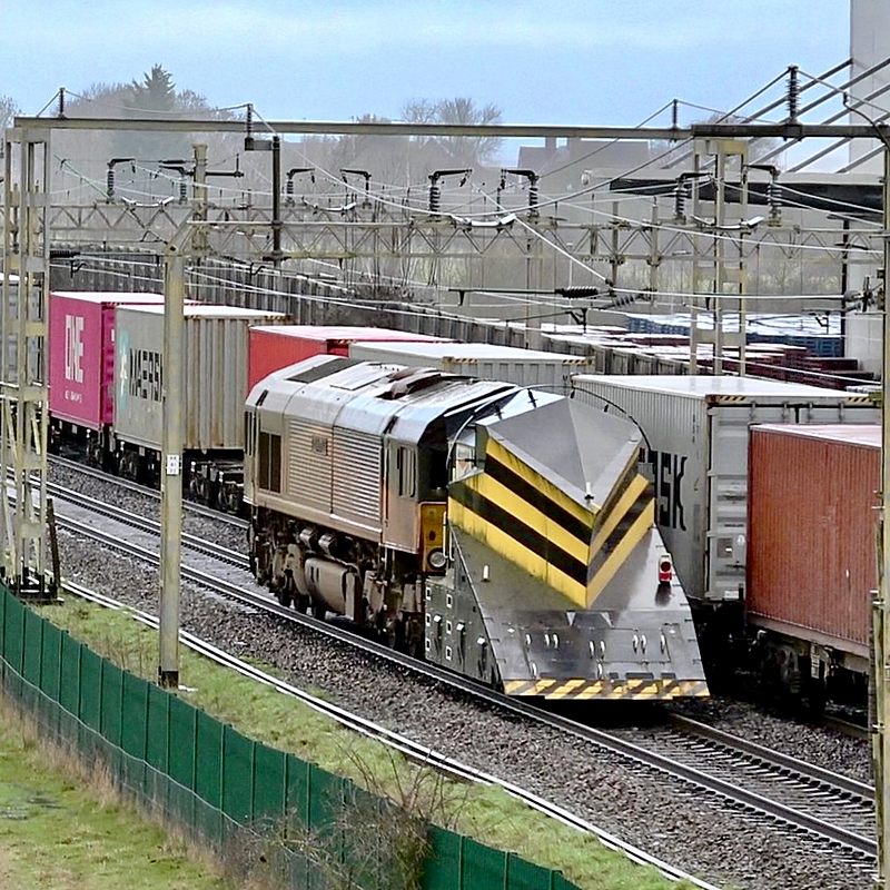 [wnxx] Pictures - 66850 ADB965219 Northampton 110226