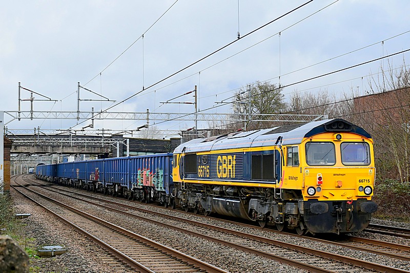 [wnxx] Pictures - 66689 66715 Euston/6B65 120226