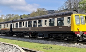 M52602 M51950 Rowsley 100426 A Hollis