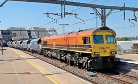 59102 Reading 270526 S Conquest
