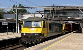 90043 90014 Stafford 090726 D Cross