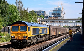 66781 Kensington Olympia 070726 A Harris