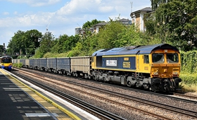 66306 Kensington Olympia 150726 A Harris