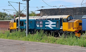 37402 Crewe 120826 S Conquest